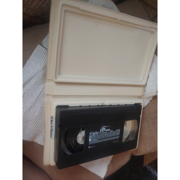 The Rescuers (VHS, 1992) Walt Disney Black Diamond Classics Clamshell case - Picture 3 of 3